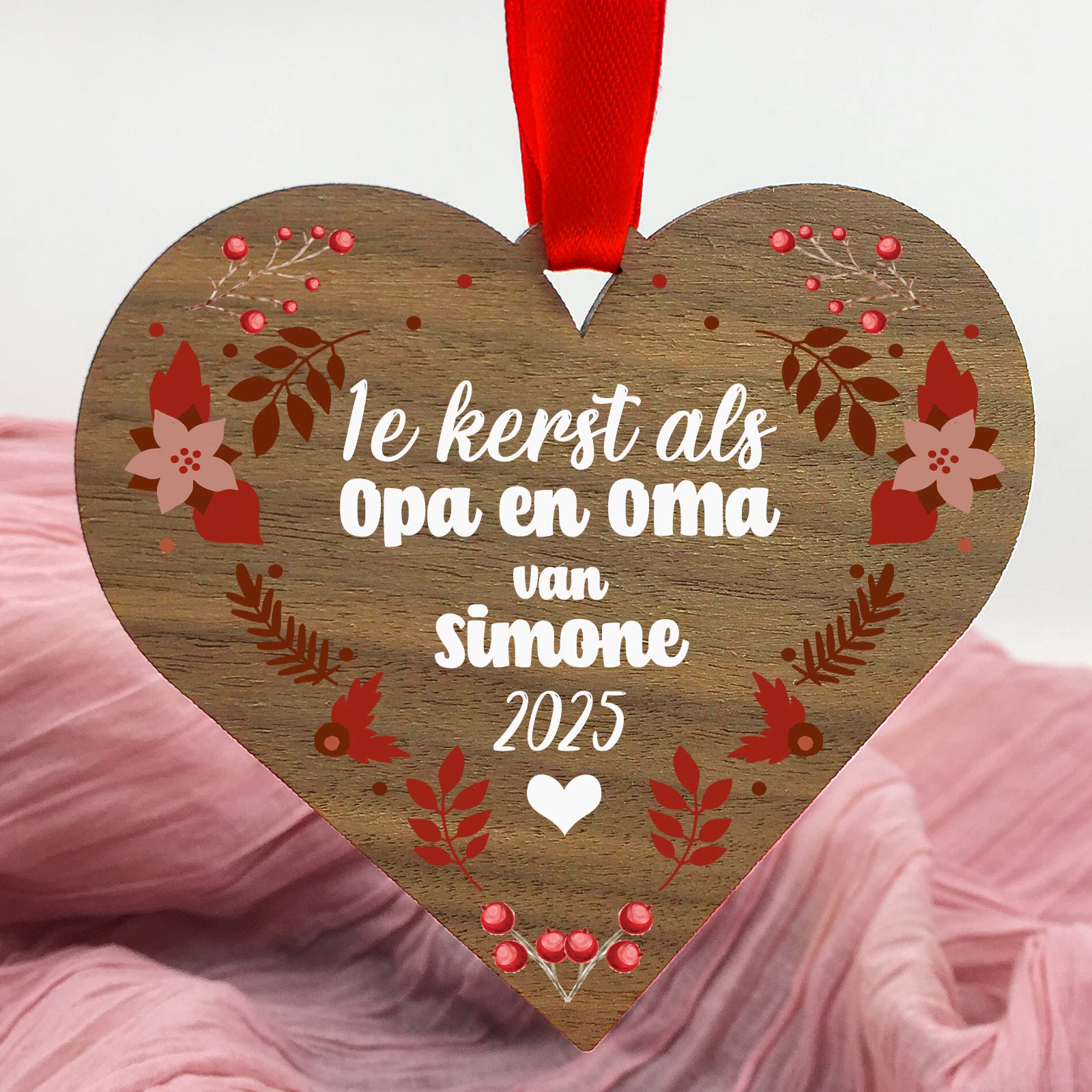 1e kerst als Opa en Oma - Hart van walnoot hout