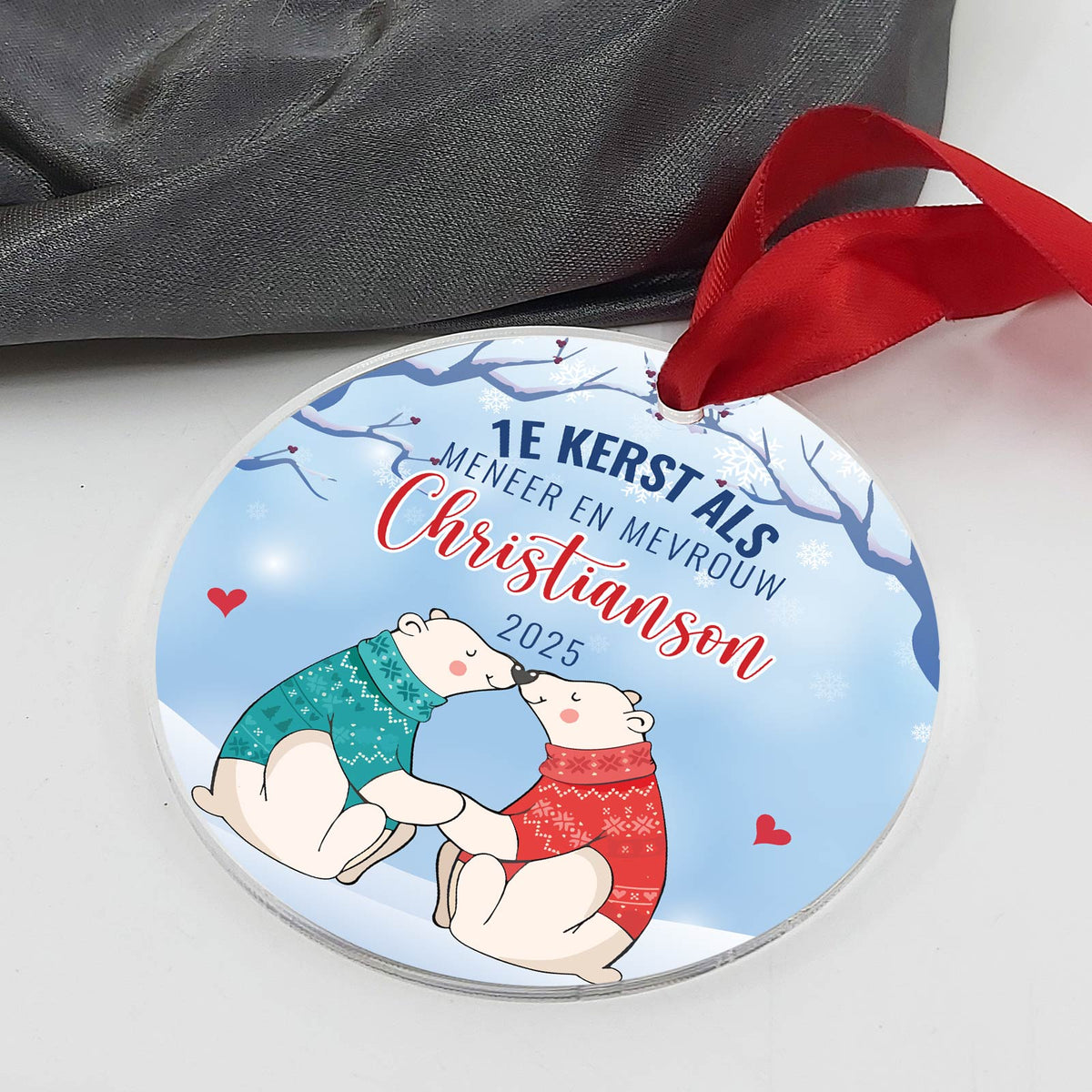 1e kerst Getrouwd! - Plexiglas Kerstbal - Bella Mia