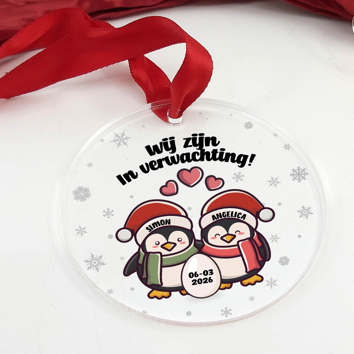 Baby op komst - Plexiglas Kerstbal - Bella Mia