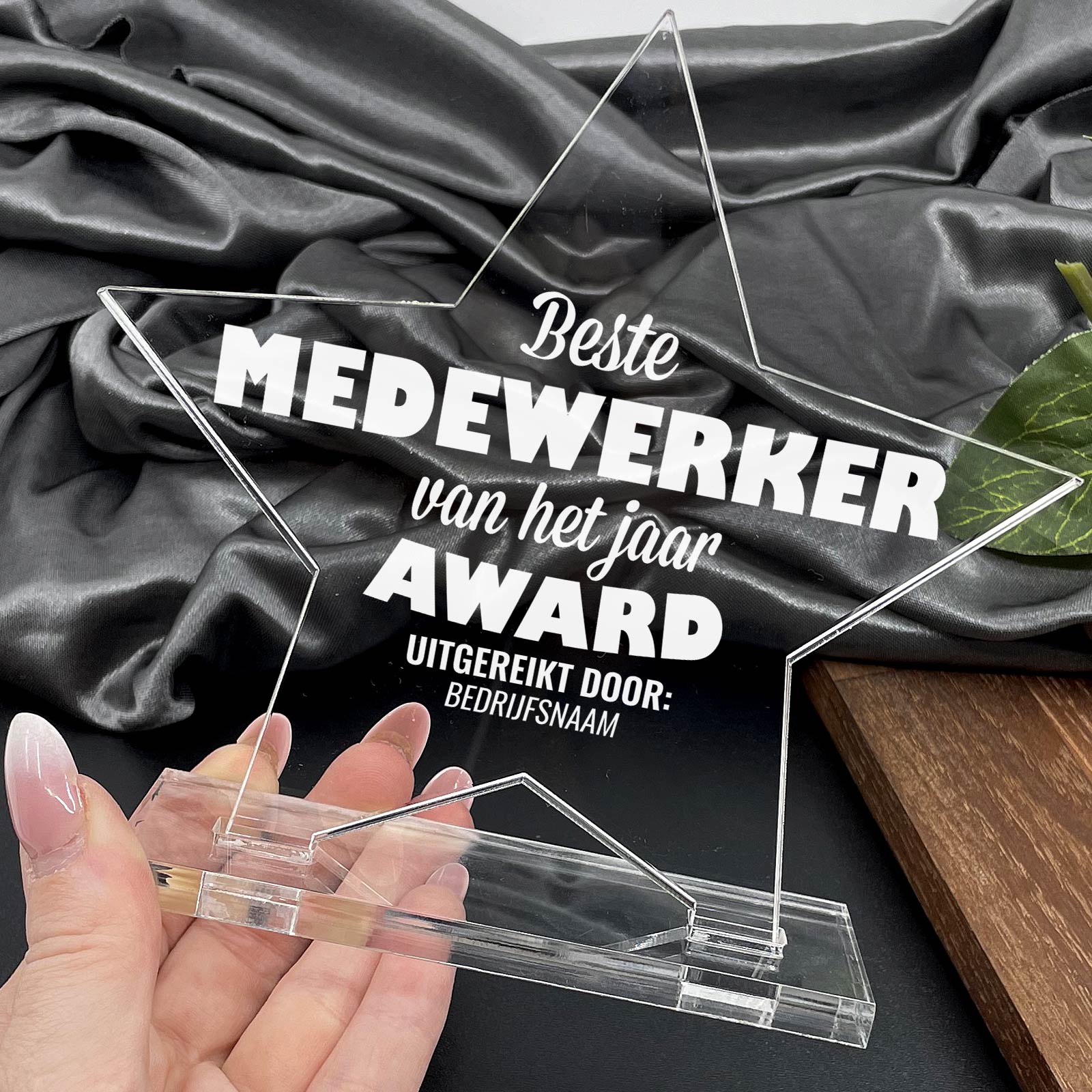 Beste Medewerker Van Het Jaar Award - Bella Mia
