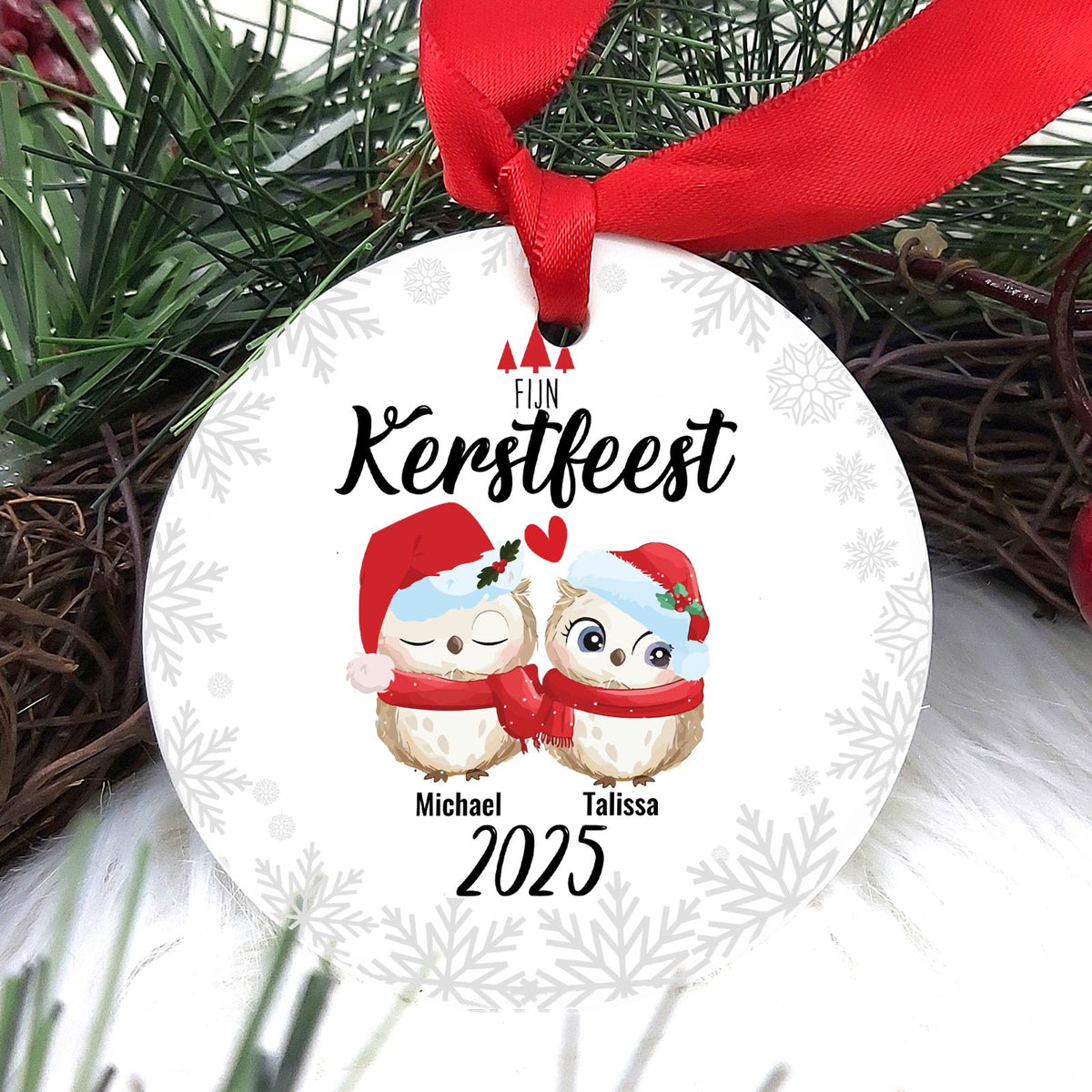 Schattige vogelfamilie - Keramische Kerstbal