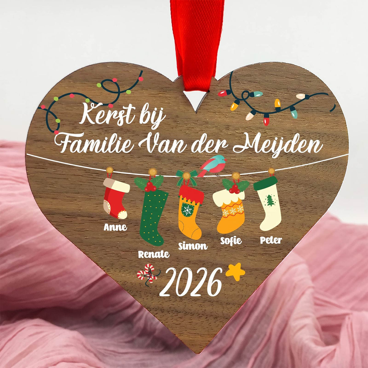 Familie Kerstsokken - Kerstbal van walnoot hout - Bella Mia