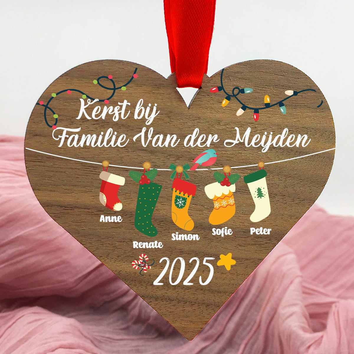 Familie Kerstsokken - Kerstbal van walnoot hout - Bella Mia