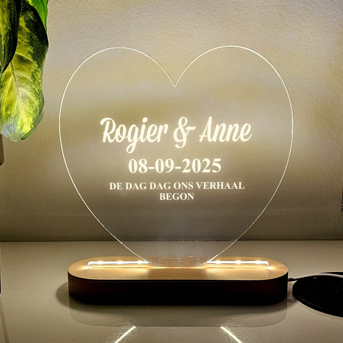 Liefdeslamp Met Namen en Data - Bella Mia