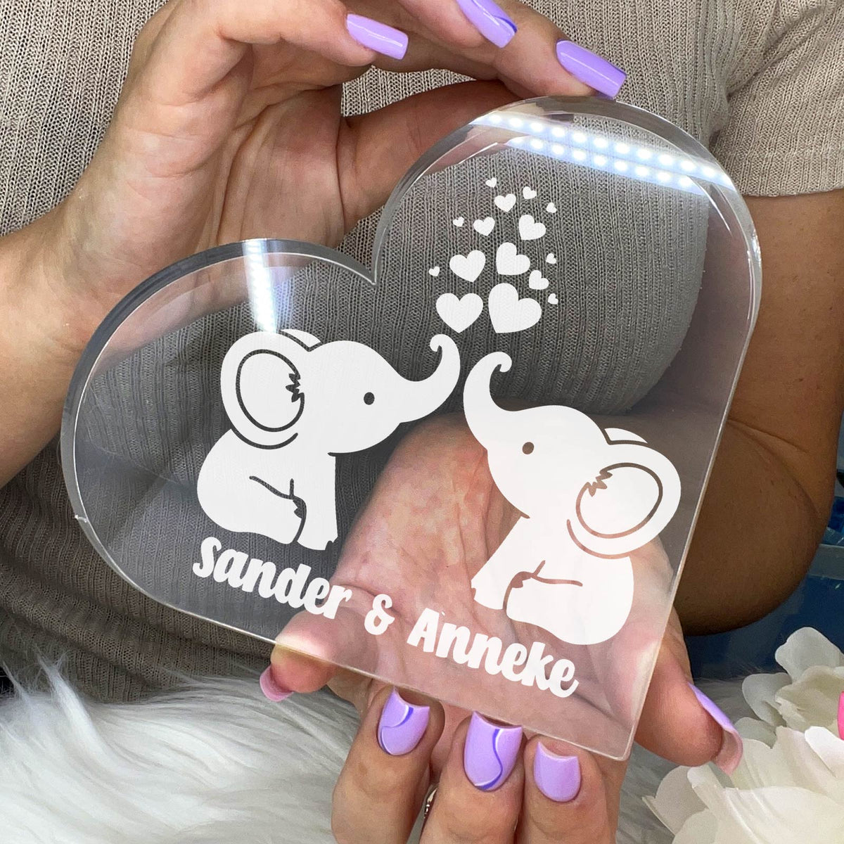 Liefdesolifantjes Hart van Plexi Glas - Bella Mia