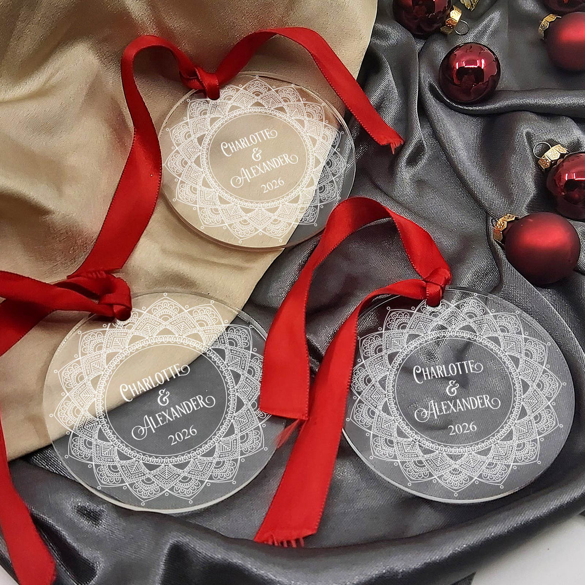 Met Z'n Twee Kerst Plexiglas Kerstbal - Bella Mia