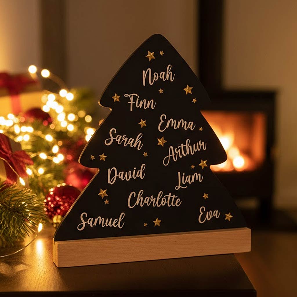 Minimalistische Kerstboom met namen - Bella Mia