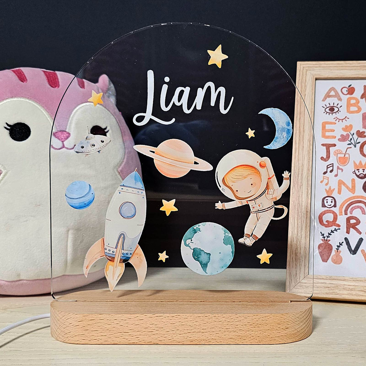 Ruimte Nachtlampje met eigen naam - Bella Mia
