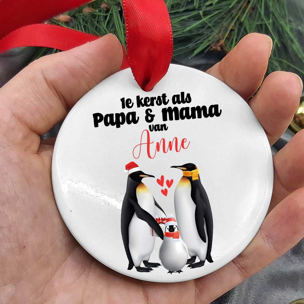 1e kerst als papa en mama - Keramische Kerstbal - Bella Mia