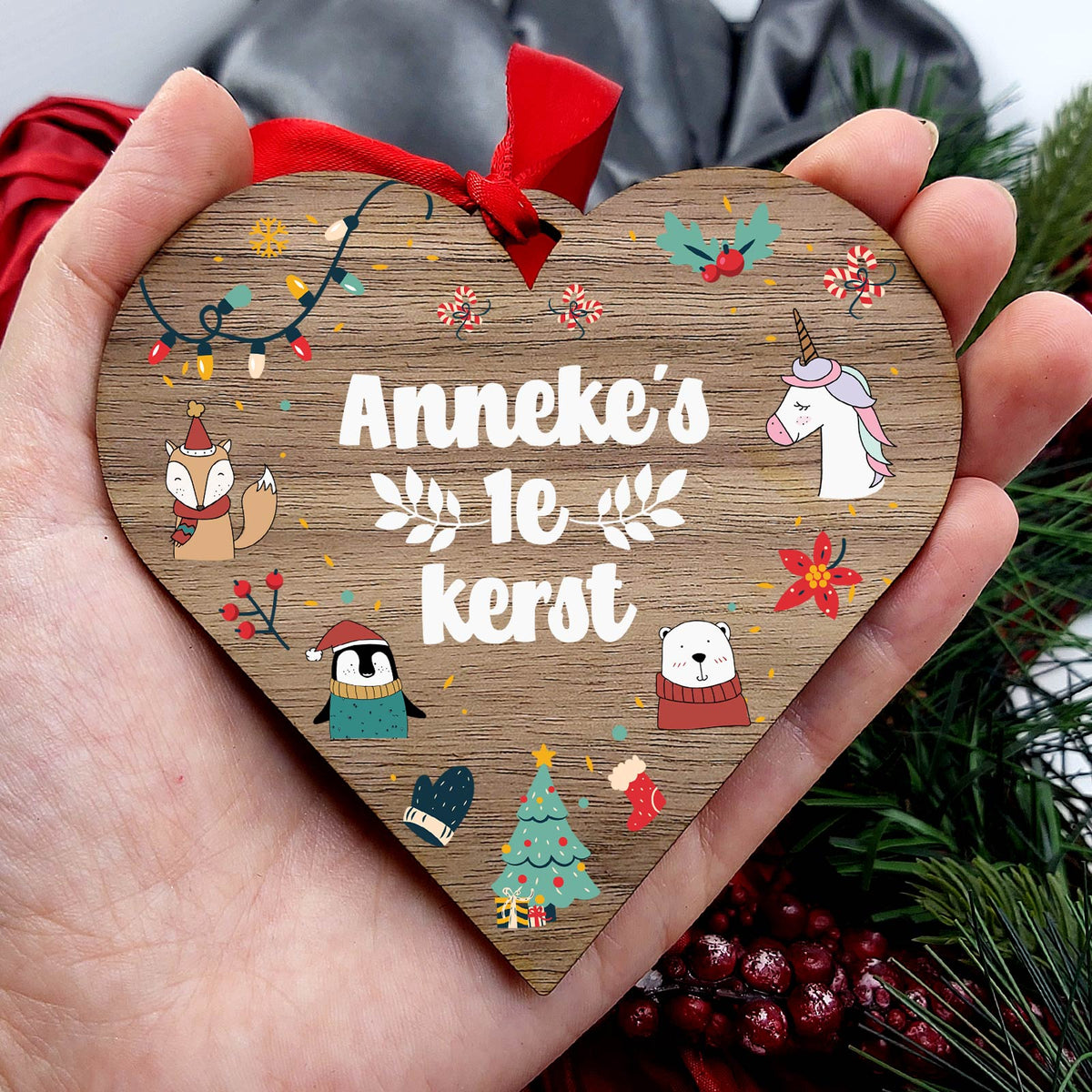 1e kerst - Hart van walnoot hout - Bella Mia