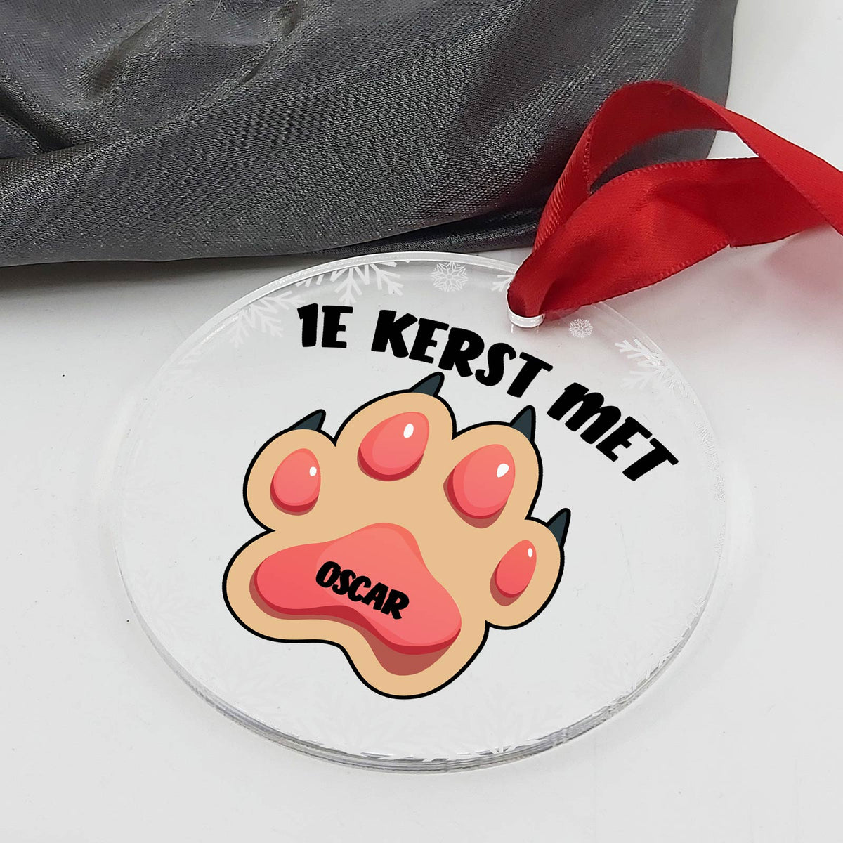 1e kerst met de hond! - Plexiglas Kerstbal - Bella Mia