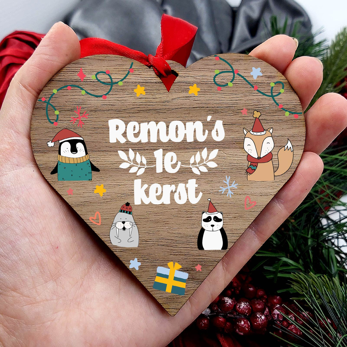 1e kerstmis - Hart van walnoot hout - Bella Mia