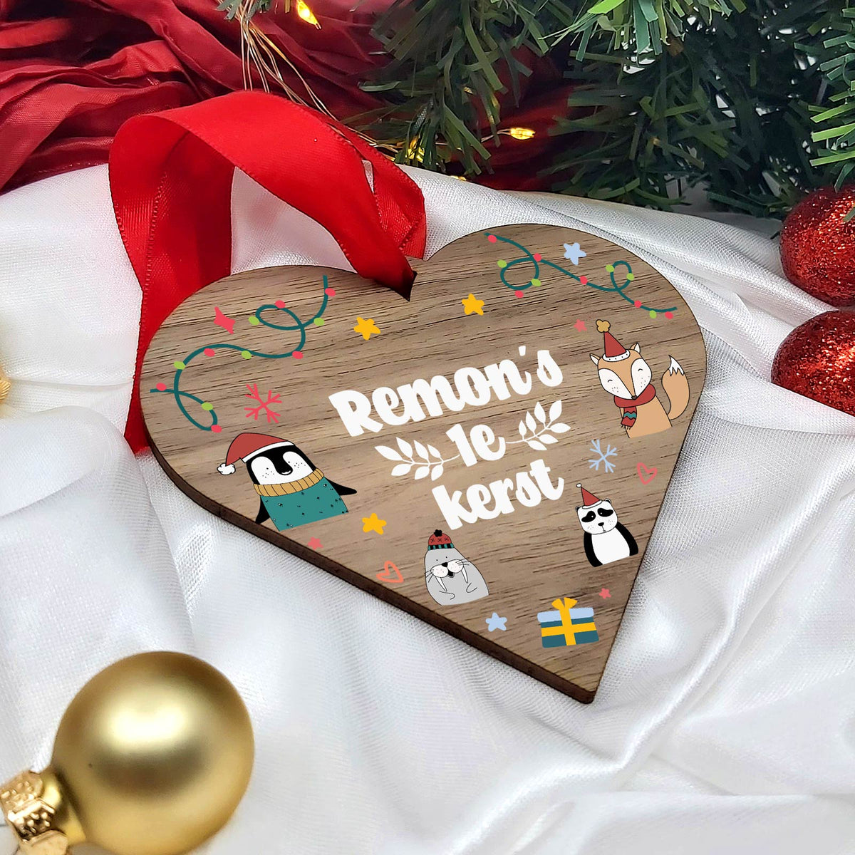1e kerstmis - Hart van walnoot hout - Bella Mia