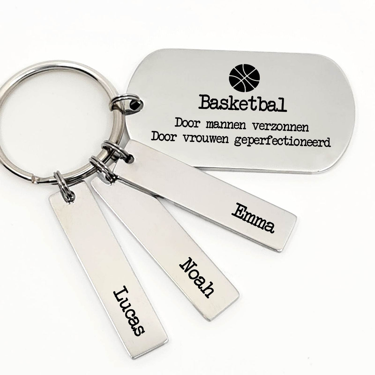Basketbal Door Mannen Verzonnen Door Vrouwen Geperfectioneerd Sleutelhanger - Bella Mia