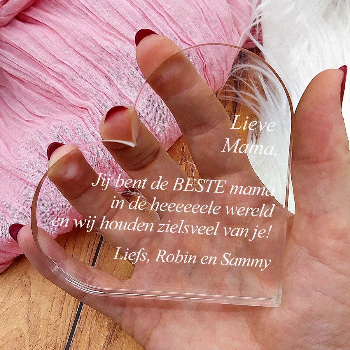 Beste Mama In De Heeeeeeele Wereld- Mama Hart van Plexi Glas - Bella Mia