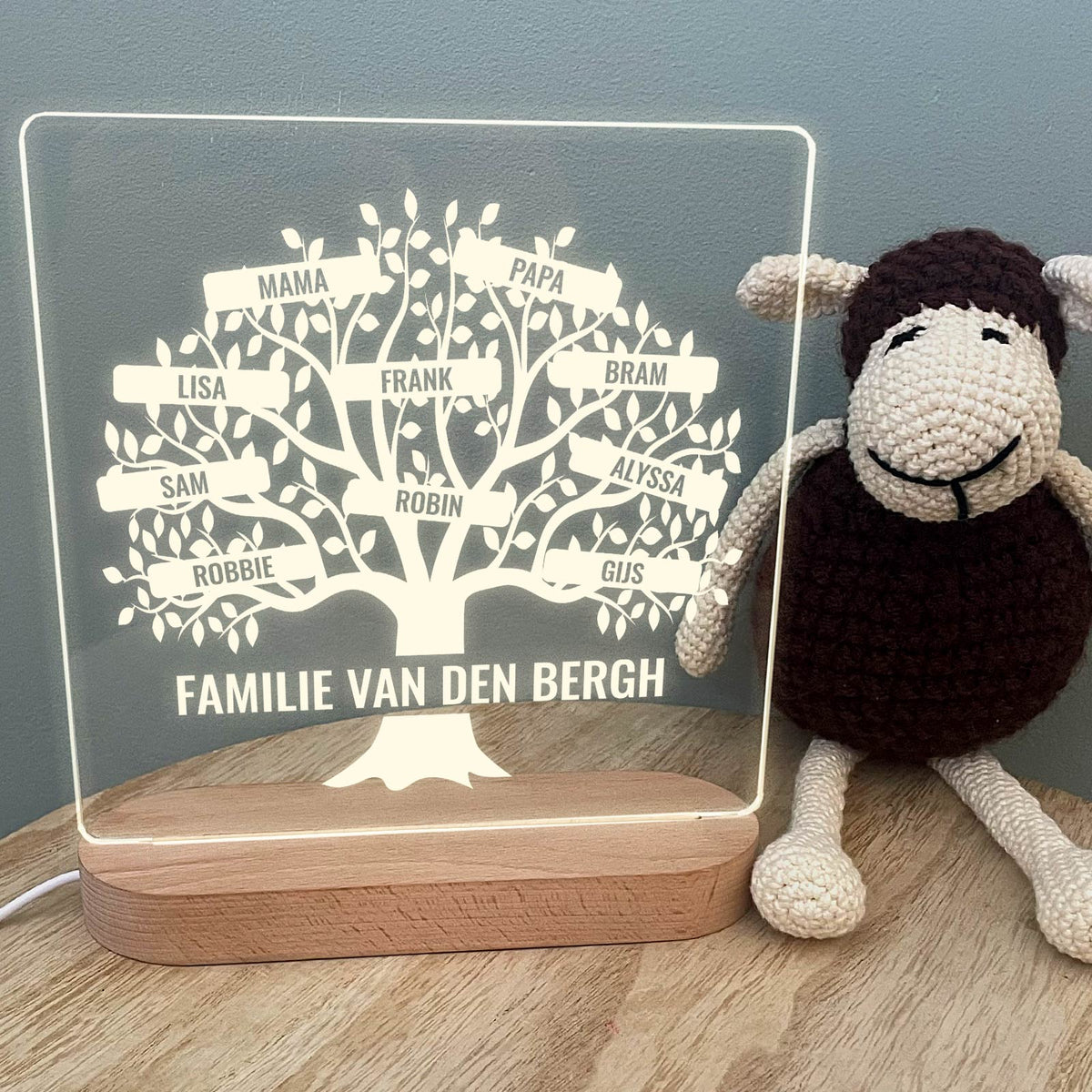 Boom met Namen van de hele Familie Ledlamp - Bella Mia