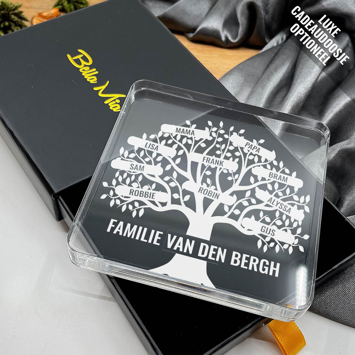 Boom met Namen van de hele Familie Op Plexi Glas - Bella Mia