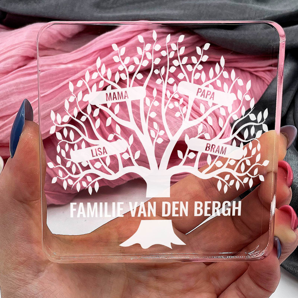 Boom met Namen van de hele Familie Op Plexi Glas - Bella Mia