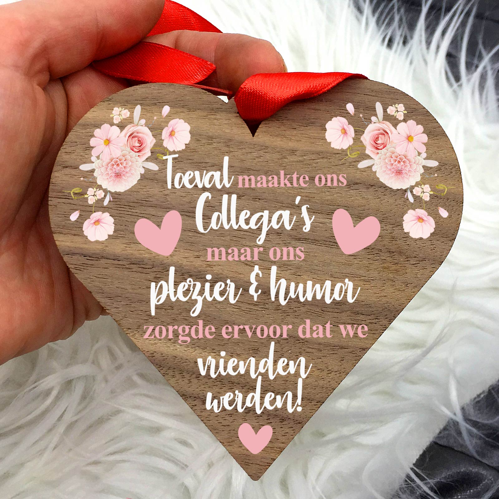 Collega's en vrienden - Hart van walnoot hout - Bella Mia