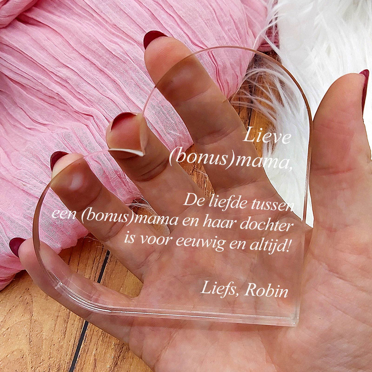 De Liefde Tussen een Bonusmama en haar Dochter - Hart van Plexi Glas - Bella Mia