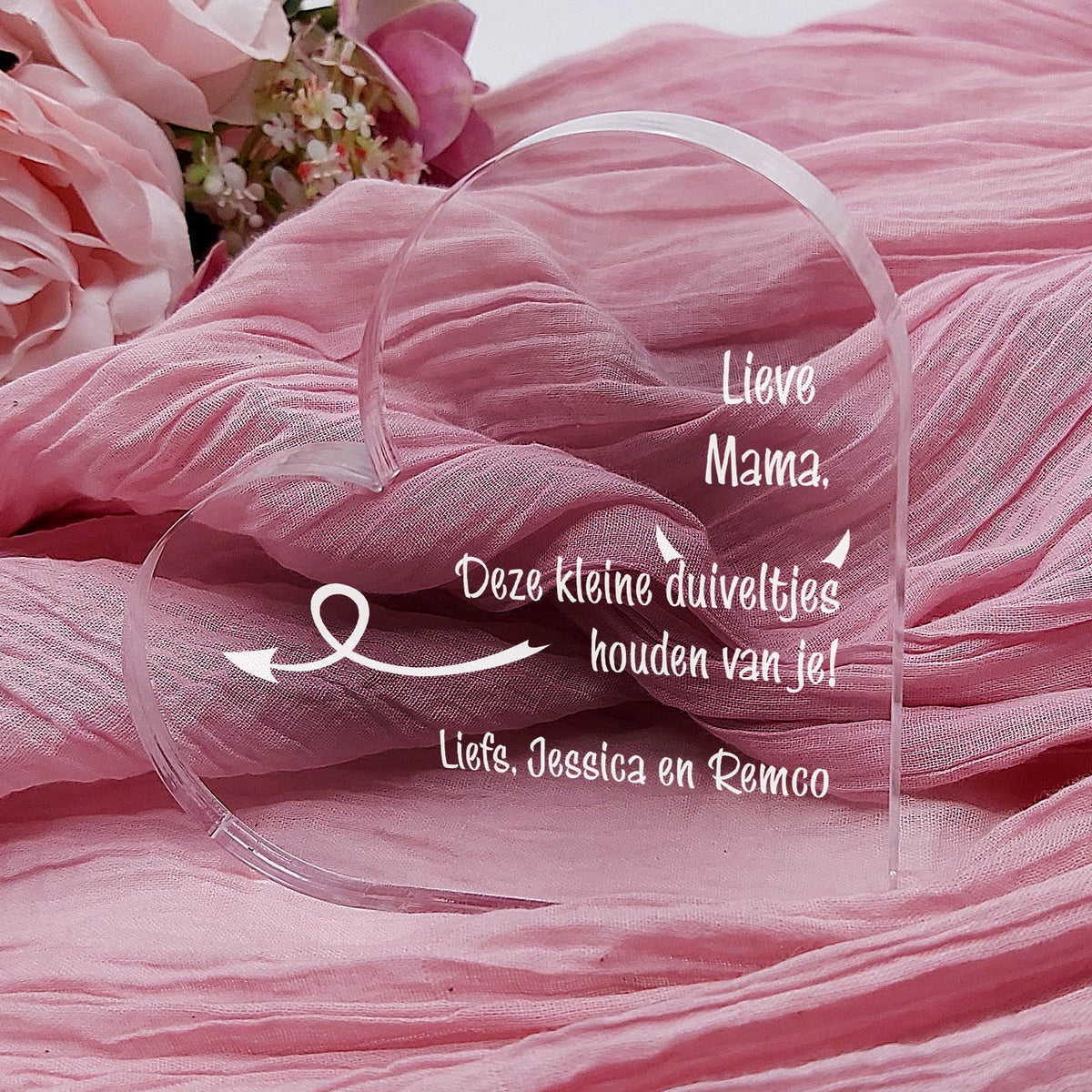 Deze Kleine Duiveltjes Houden Van je! Hart Van Plexi Glas - Bella Mia