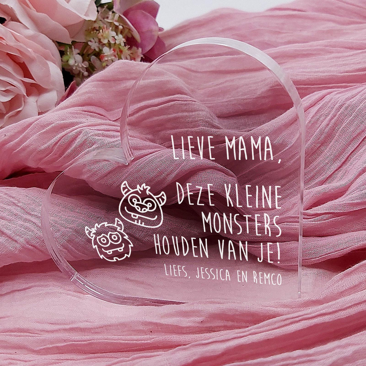 Deze Kleine Monsters Houden Van je Mama Hart van Plexi Glas - Bella Mia