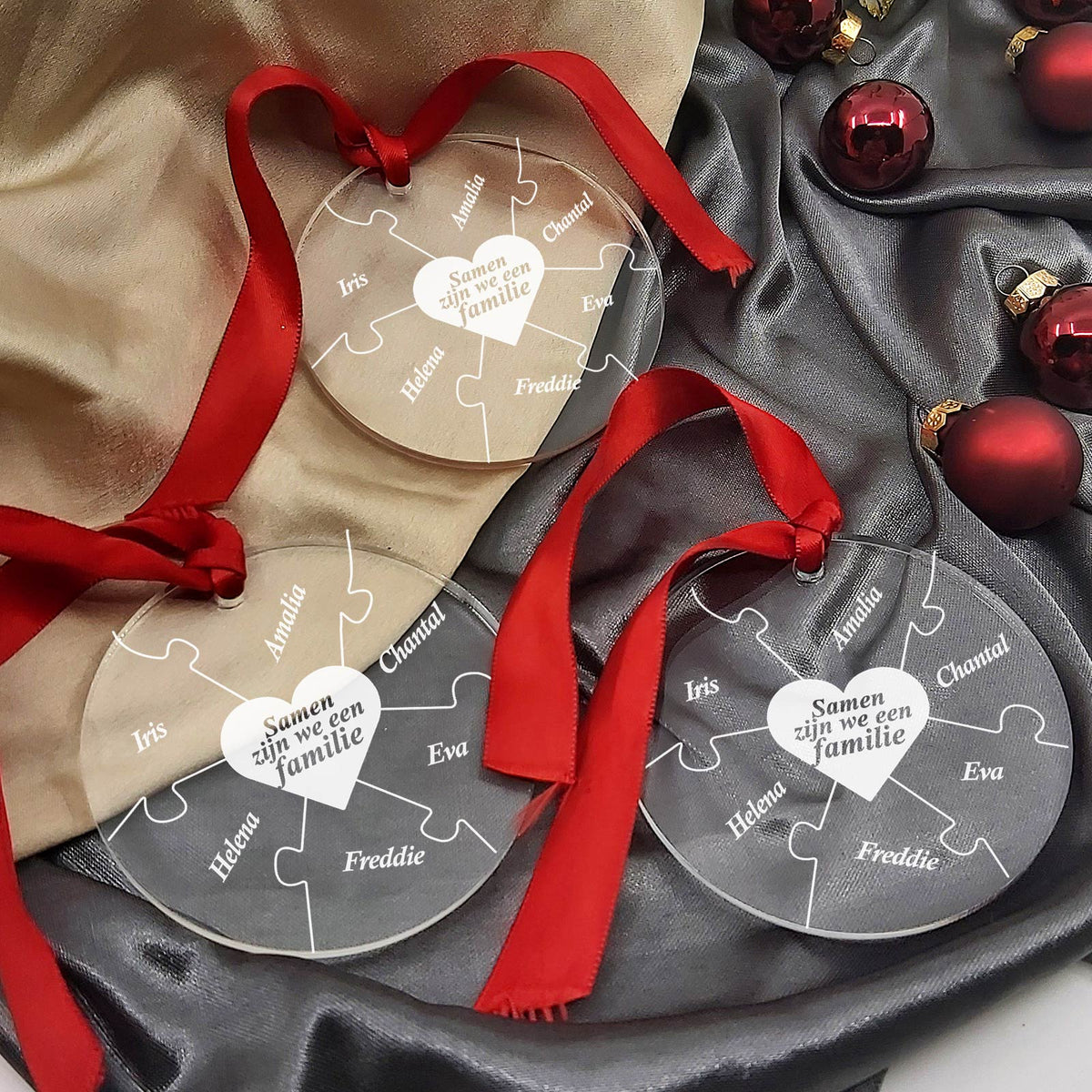 Familie Puzzel Plexiglas Kerstbal - Bella Mia