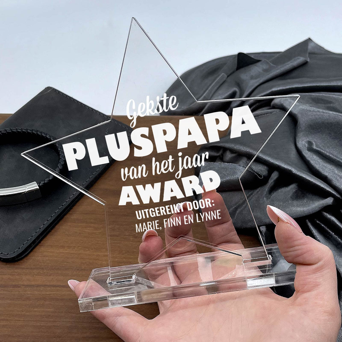 Gekste Pluspapa van het Jaar Award - Bella Mia