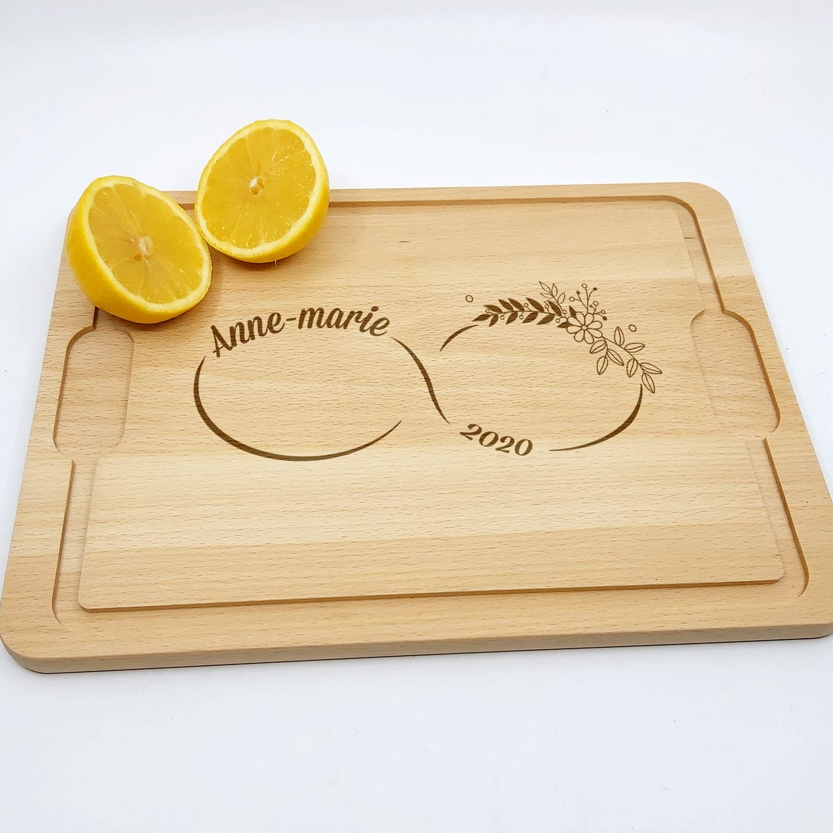 Infinity Teken Met Naam En Jaartal Snijplank - Bella Mia