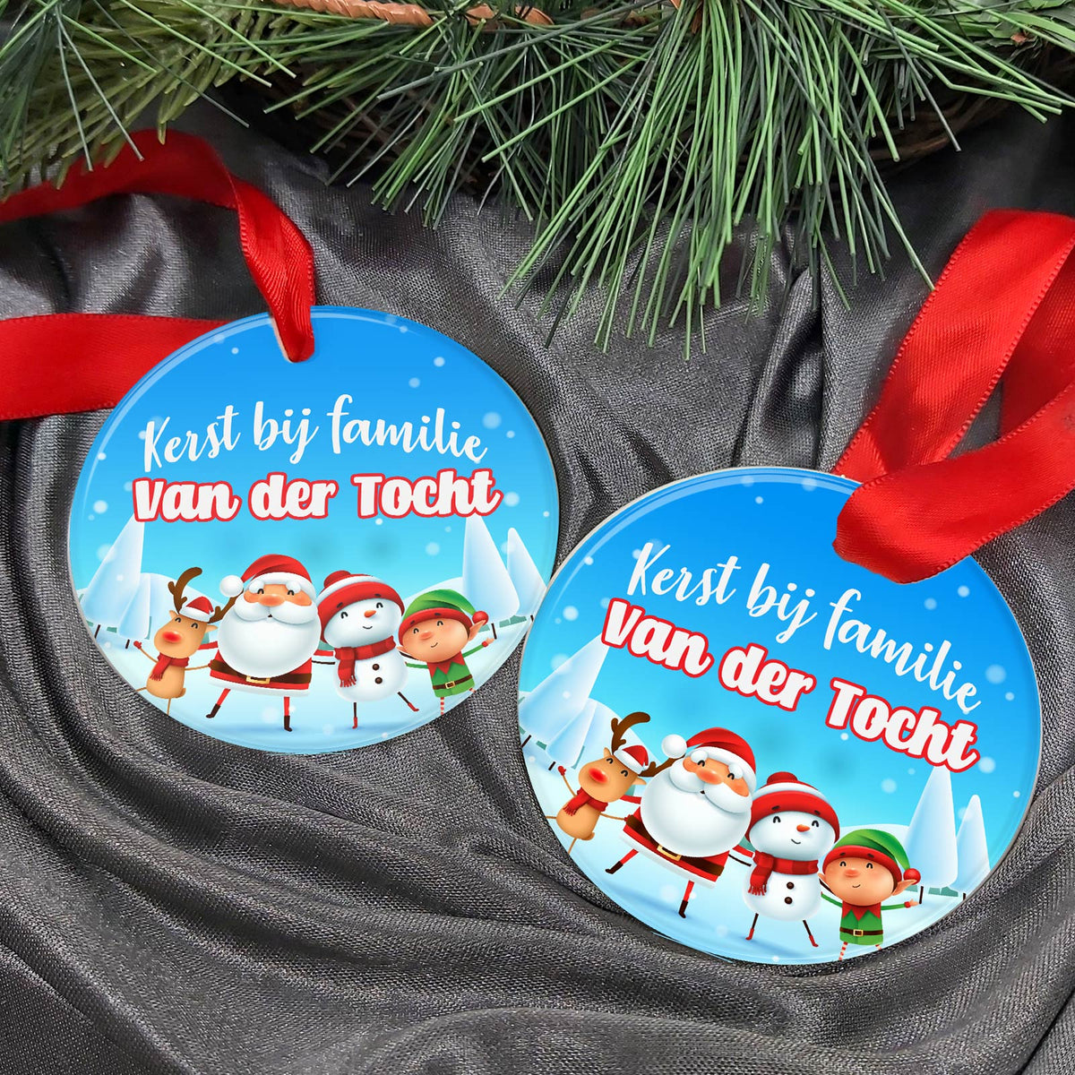 Kerst bij familie... - Keramische Kerstbal - Bella Mia