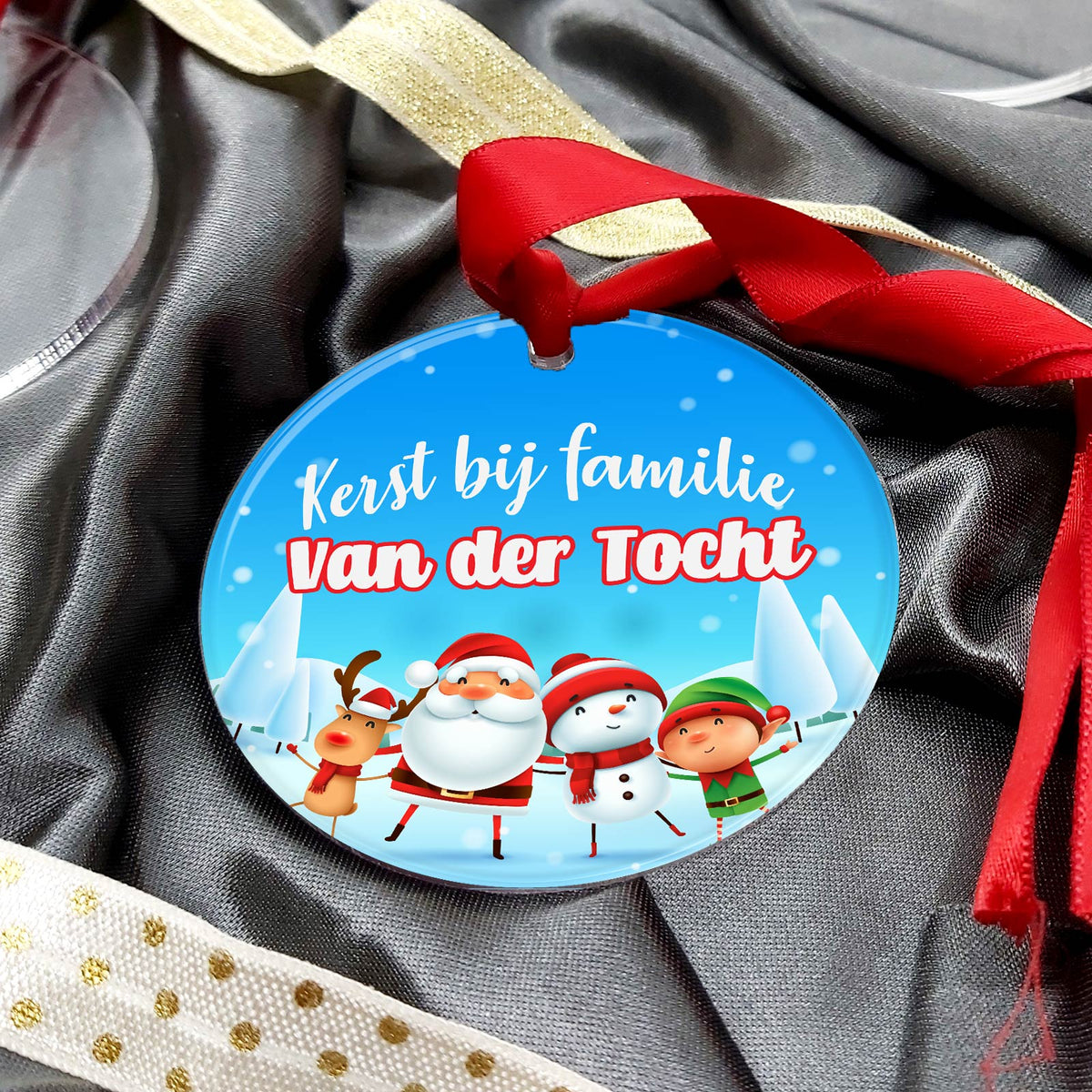 Kerst bij familie... - Plexiglas Kerstbal - Bella Mia