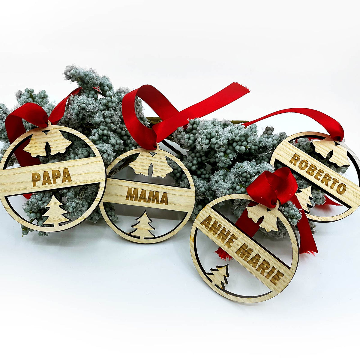 Kerstballen met eigen naam test - Bella Mia