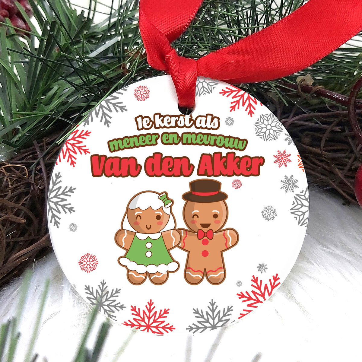 Kerstkoekjes: 1e kerst Getrouwd! - Keramische Kerstbal - Bella Mia