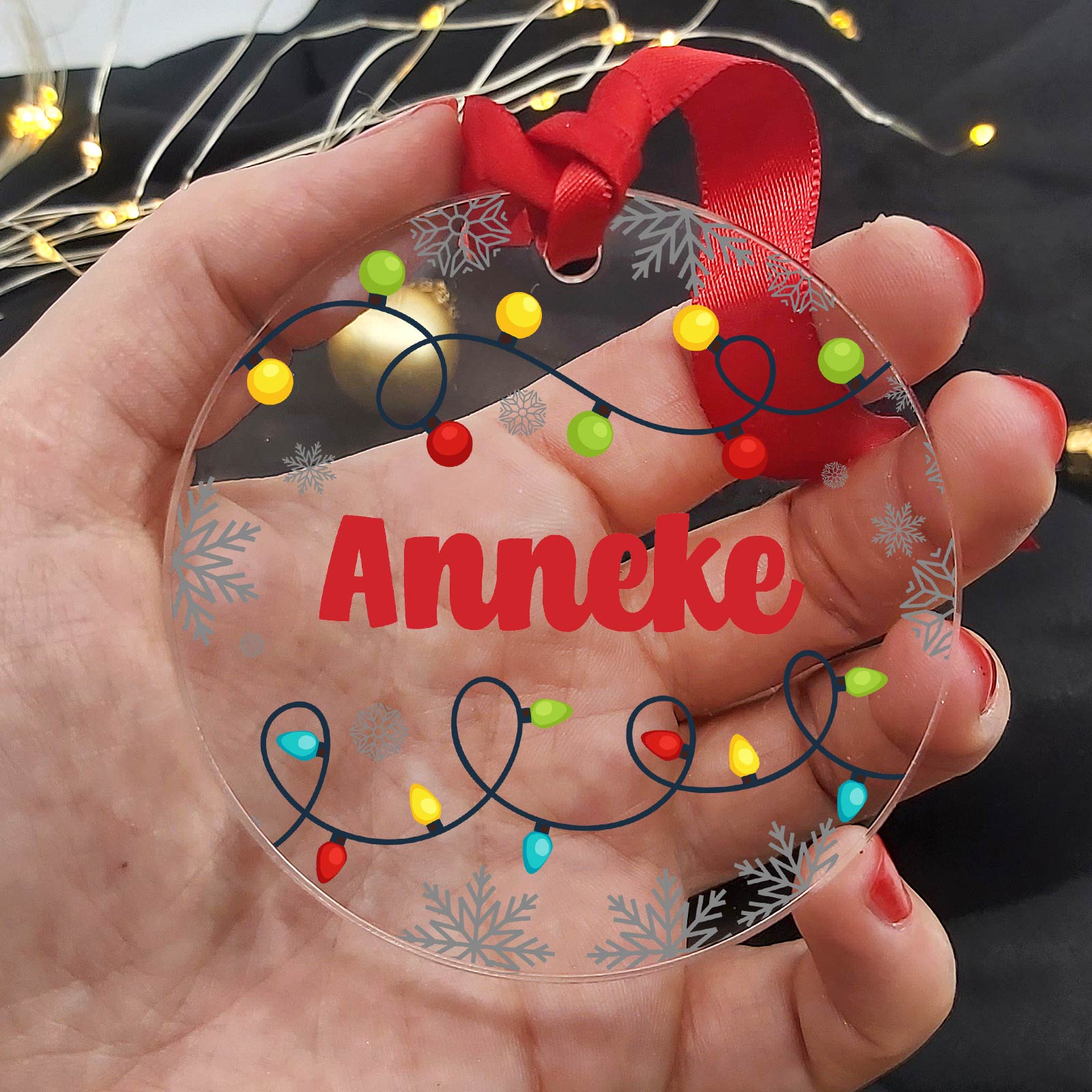 Kerstlampjes met eigen naam Plexiglas Kerstbal - Bella Mia