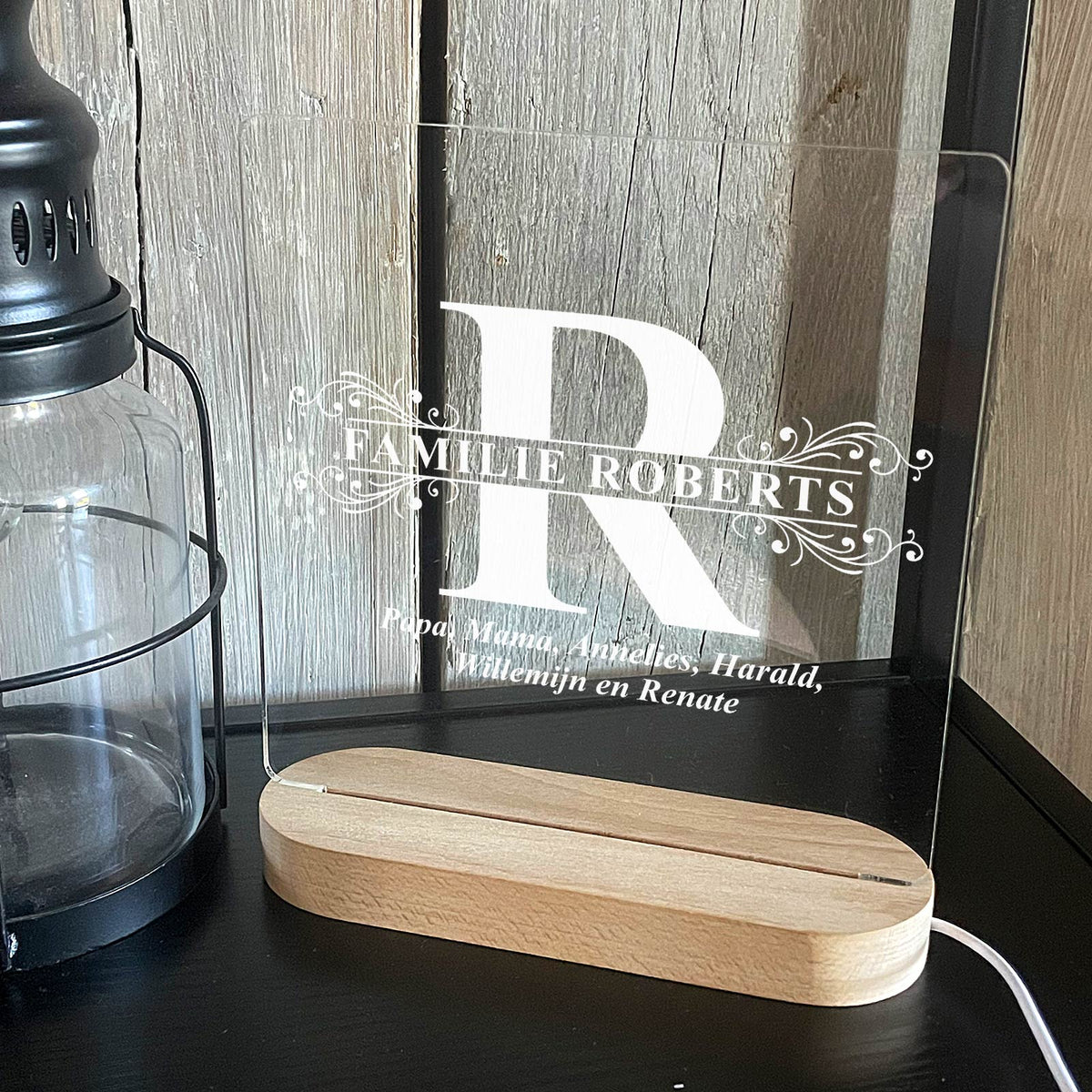 Lampje met namen en Initiaal - Bella Mia