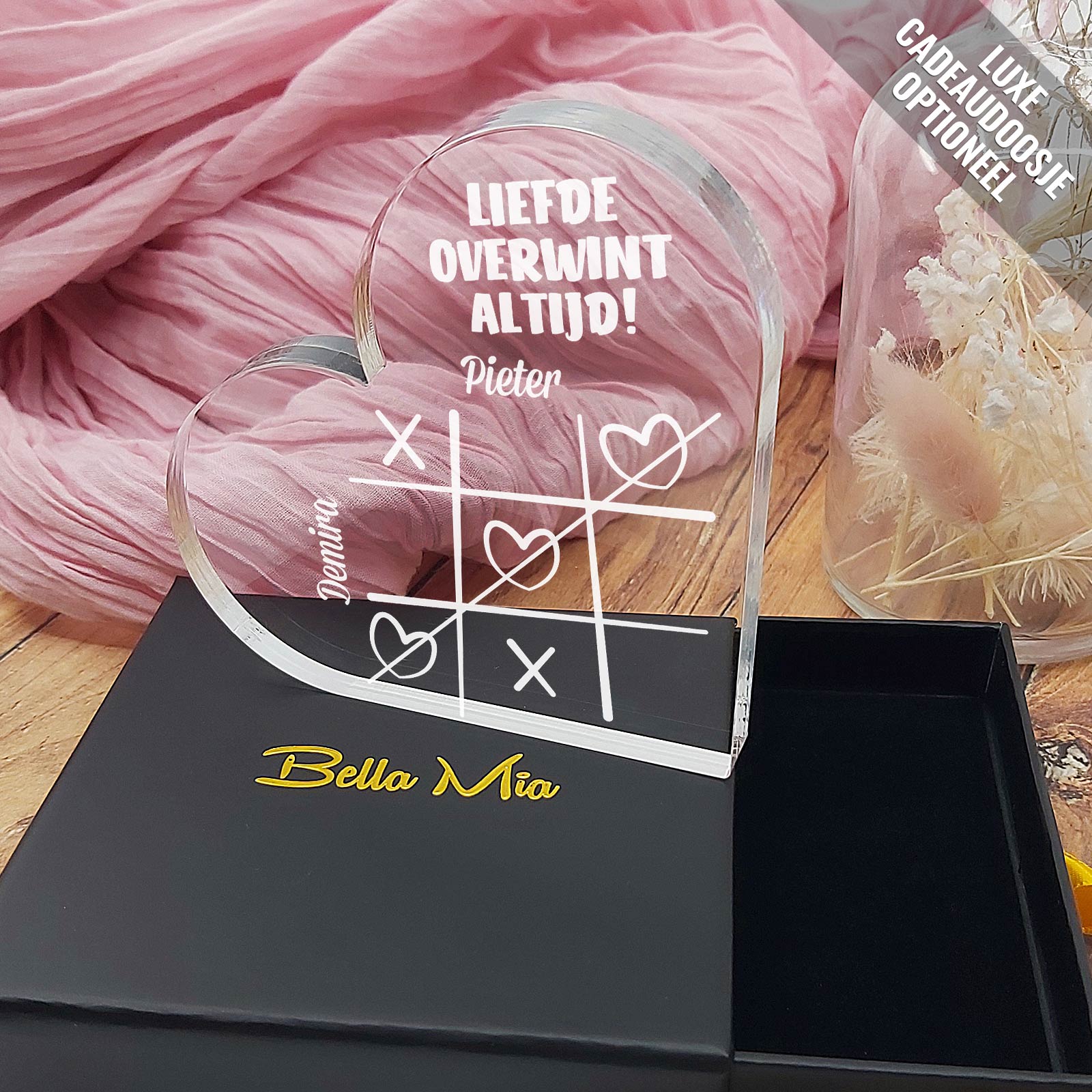 Liefde Overwint Altijd Hart van Plexi Glas - Bella Mia