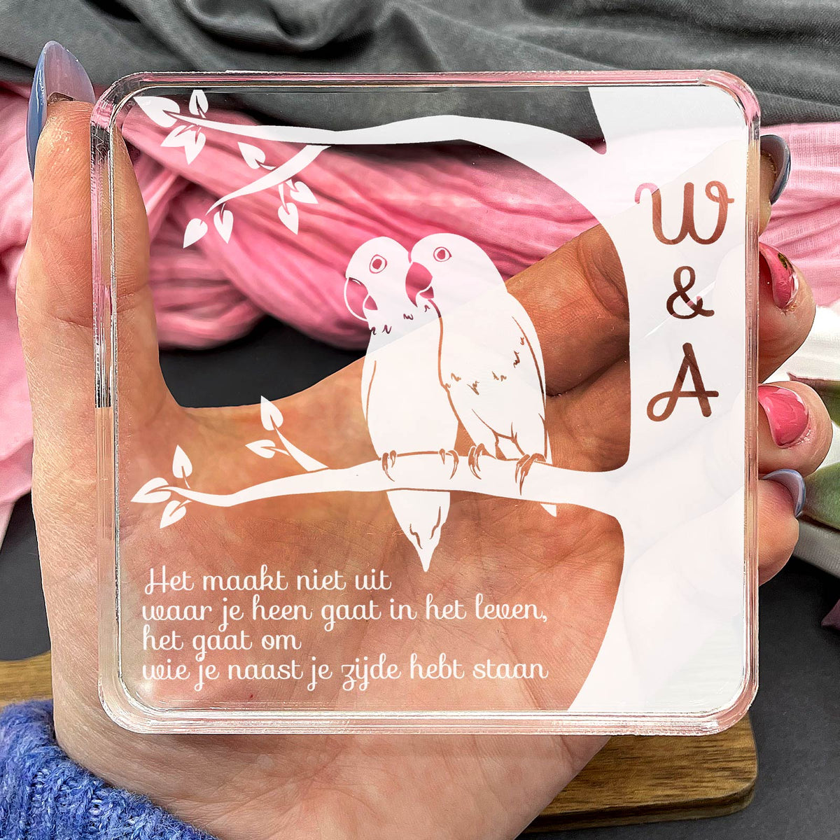 Lovebirds, Het Gaat Om Wie Je Naast Je Hebt Staan - Bella Mia