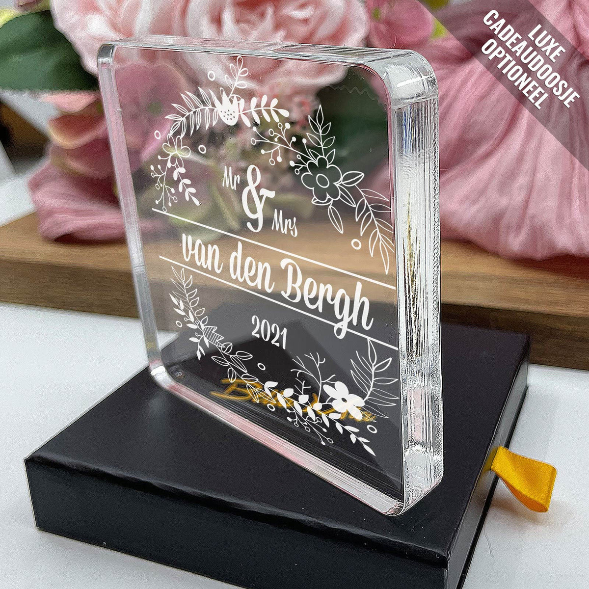 Net Getrouwd Bloemenkrans - Bella Mia