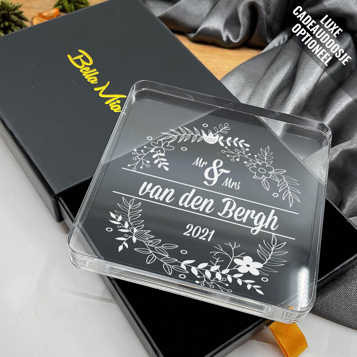 Net Getrouwd Bloemenkrans - Bella Mia