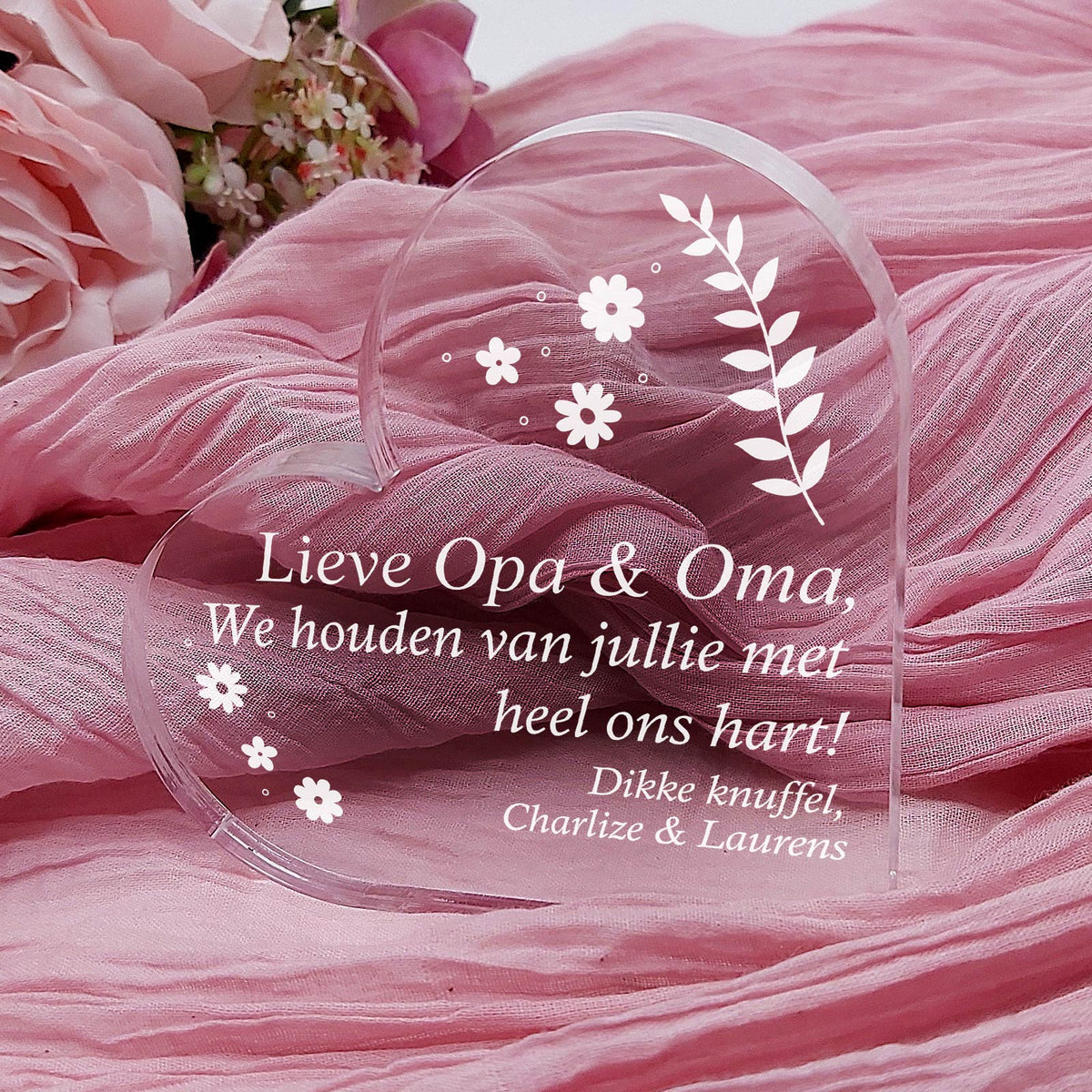 Opa &amp; Oma - we houden van jullie - Hart van Plexi Glas - Bella Mia