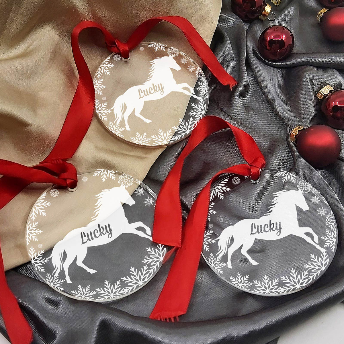 Paard Kerstballen met eigen naam - Bella Mia