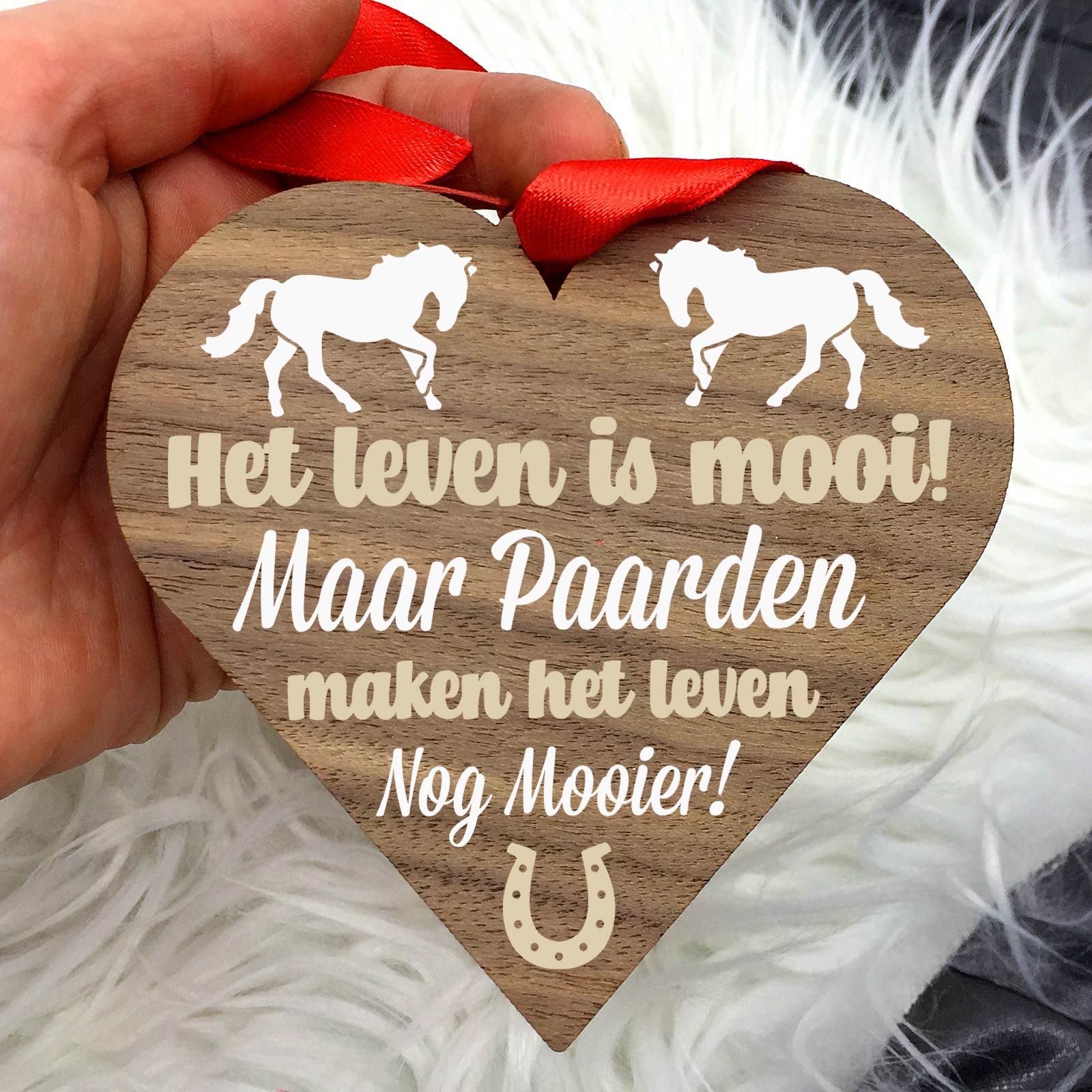 Paarden maken het leven mooier - Hart van walnoot hout - Bella Mia