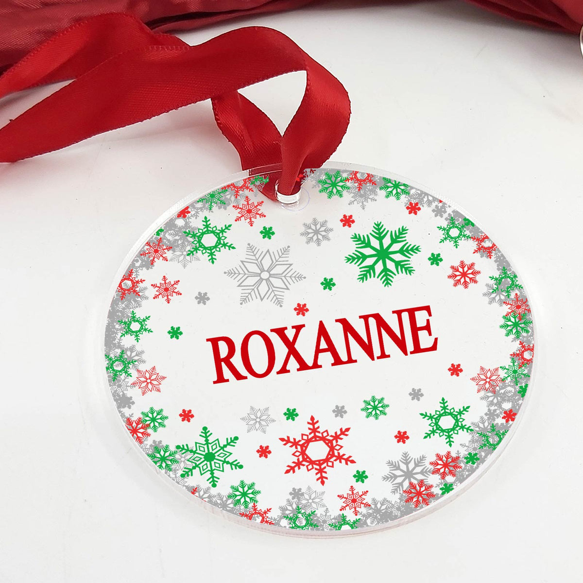 Sneeuwvlokjes met Namen Plexiglas Kerstbal - Bella Mia